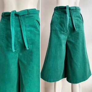 1970s FLARED GAUCHO PANTS Culottes Vintage Wide Leg GREEN CORDUROY Kmart 27” S